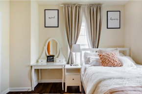 Luxurious and Cheerful Room in Washington DC